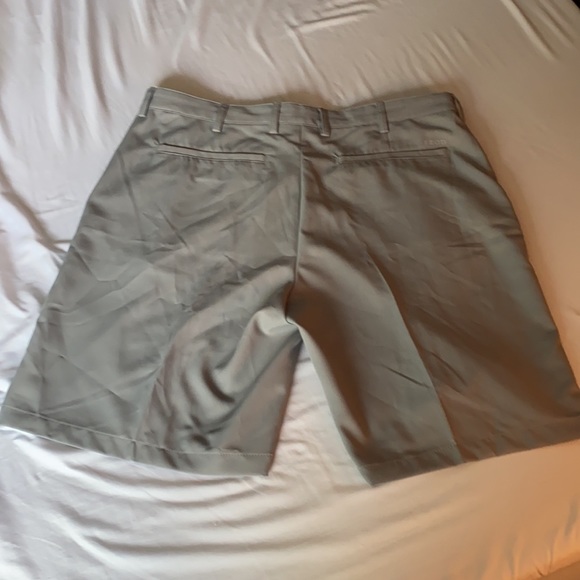 IZOD Golf Shorts - Picture 2 of 4